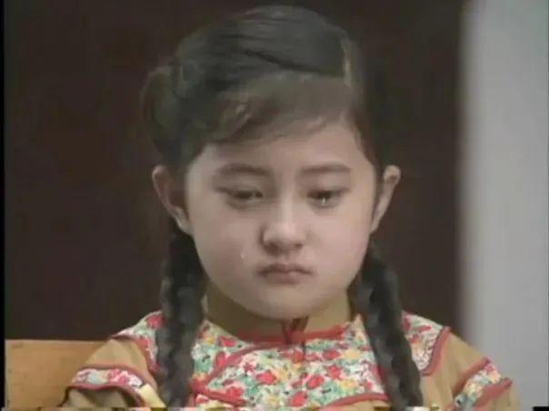 北大如今43岁未嫁撒贝宁曾发誓要娶她j9国际站她9岁爆红全国18岁考上(图4)