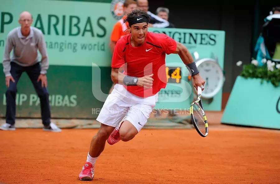 红土网球场华丽面世南昌法网外卡赛九游会·j9网站恰好时欧洲传统(图4)